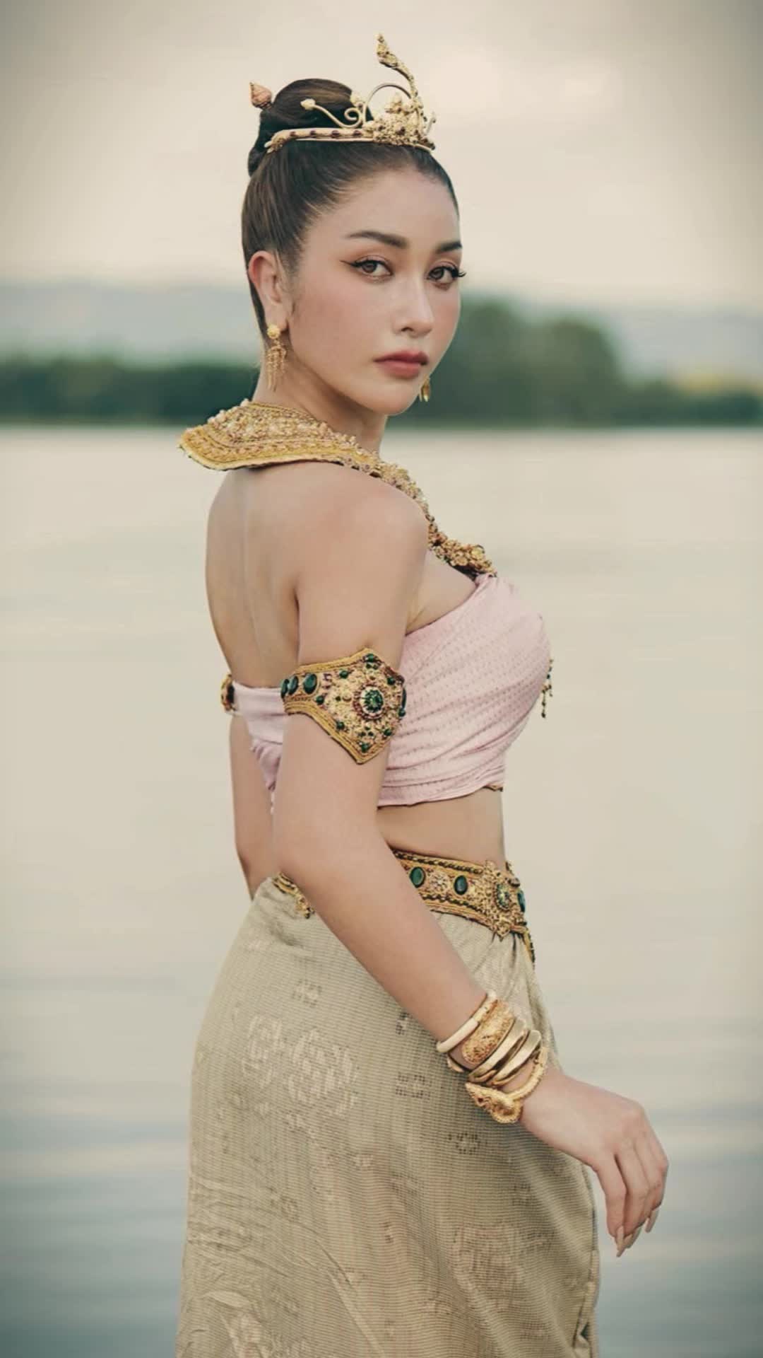 @Angelaploy