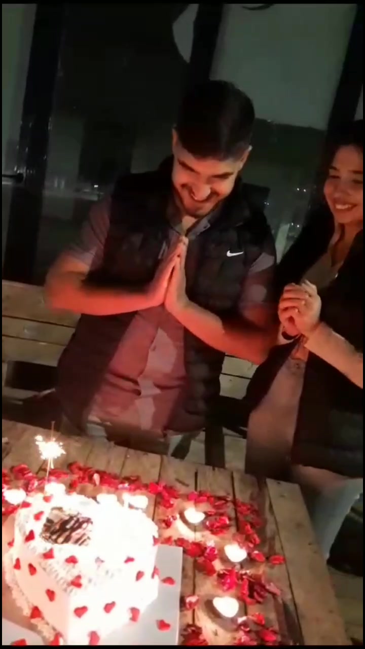@Ayşeg&uuml;l🌸
