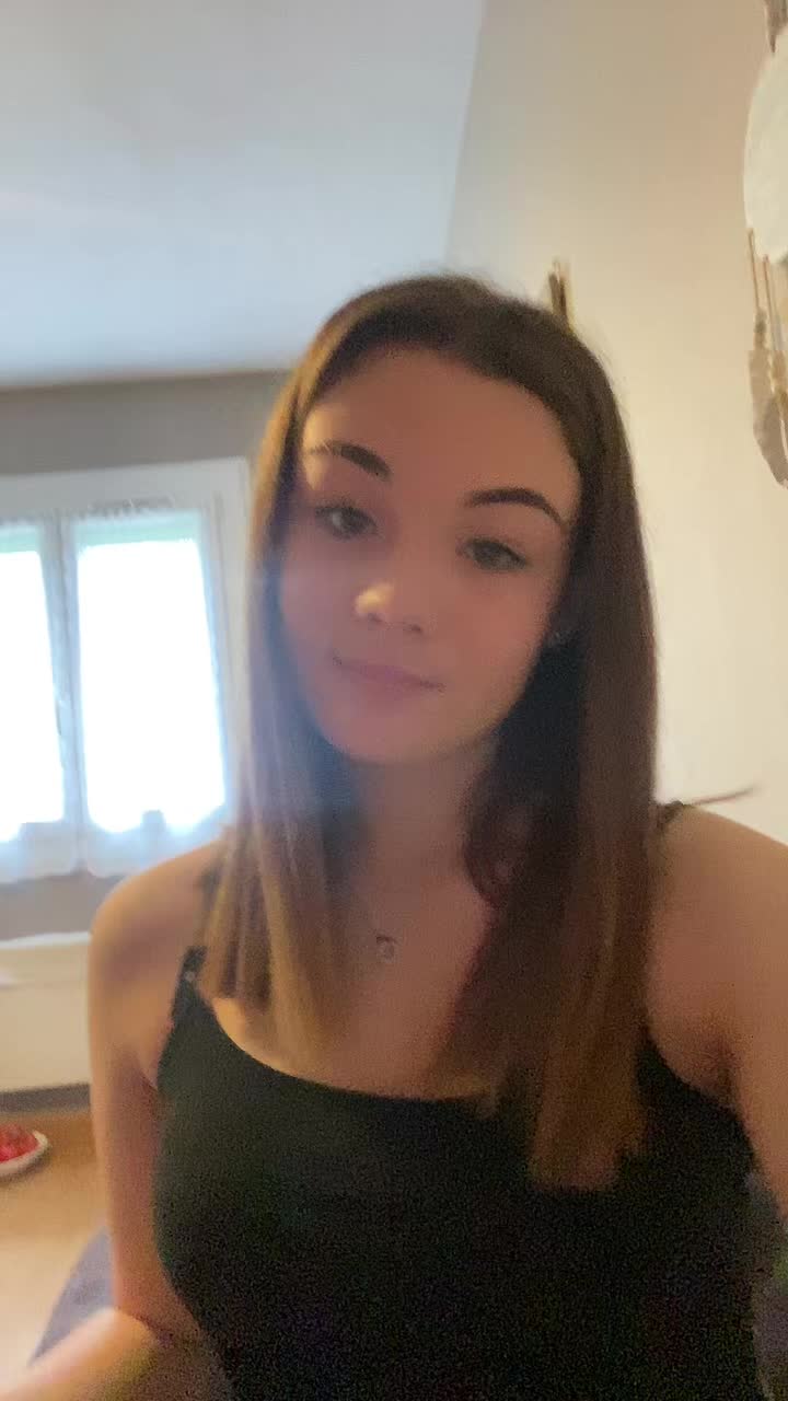 @𝘌𝘮𝘮𝘢 🌺