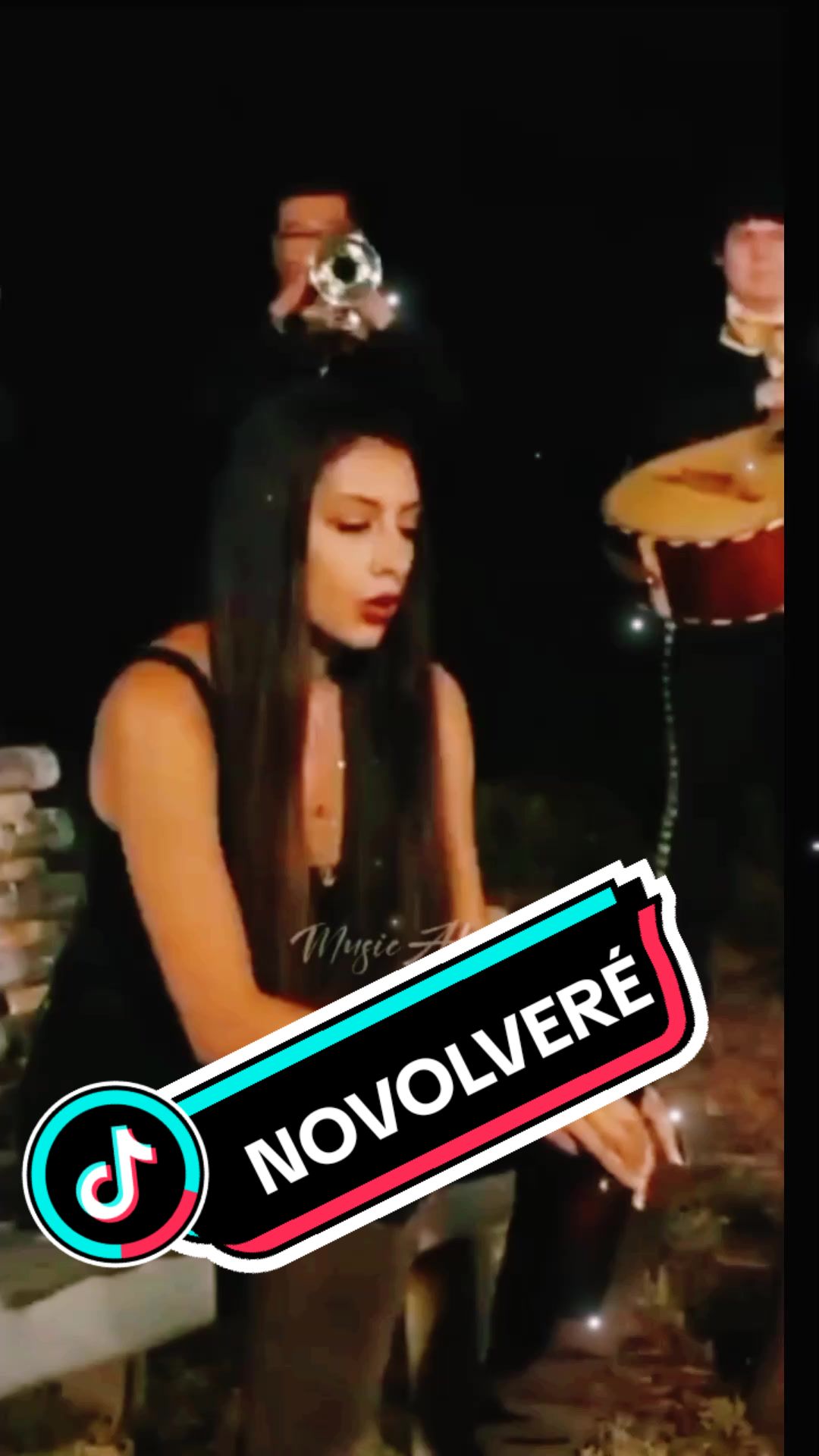 @&hearts;️ Beatriz 😃&hearts;️💥