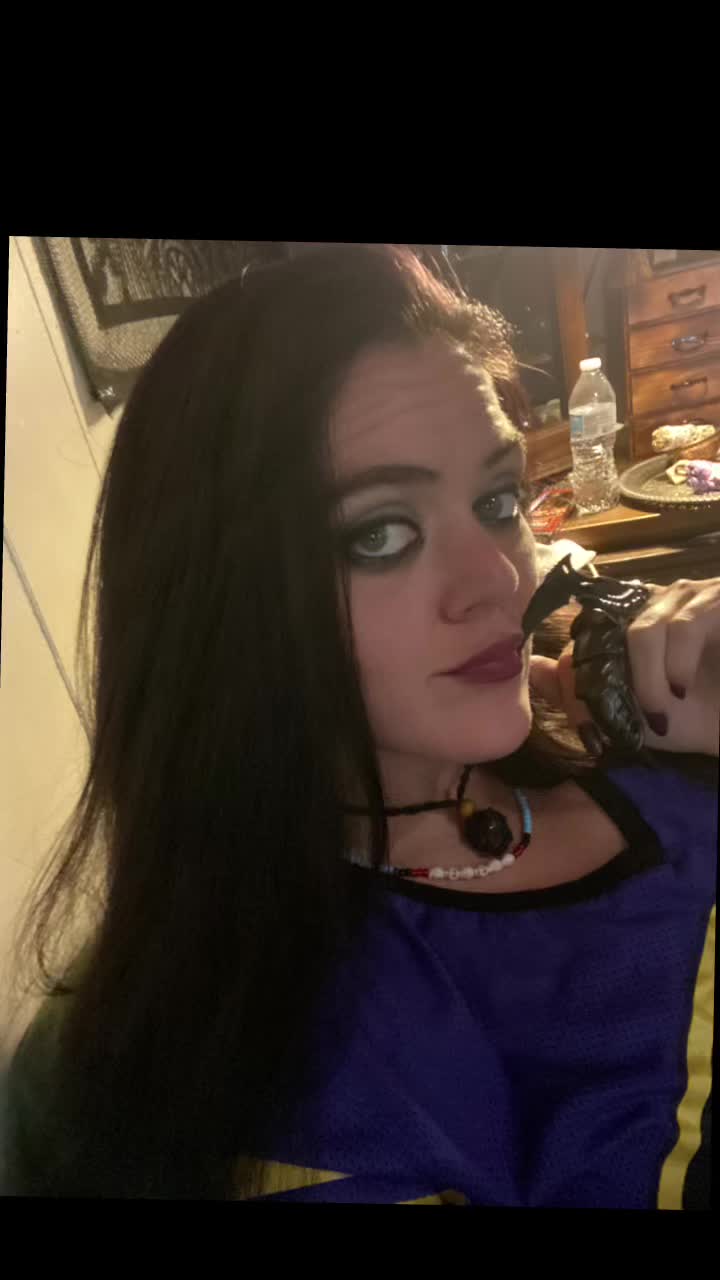 @Auriferous Witch