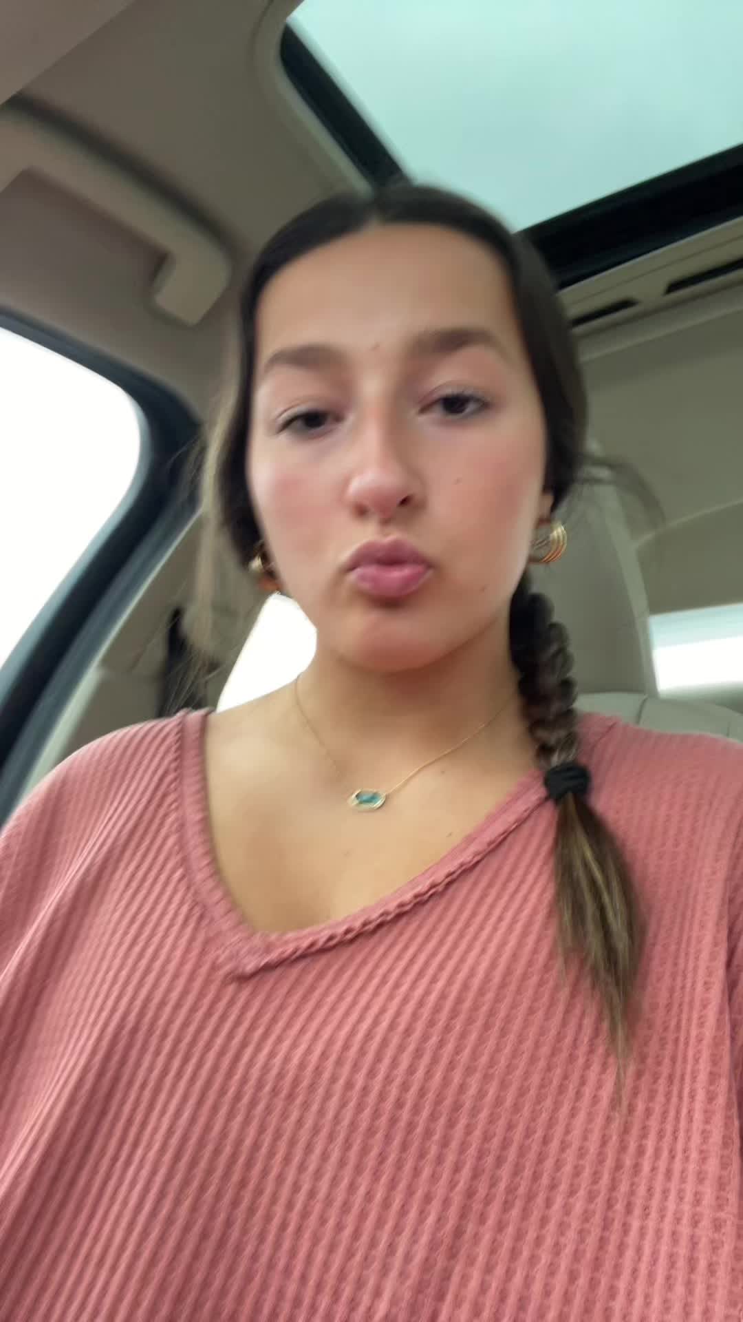 @bella