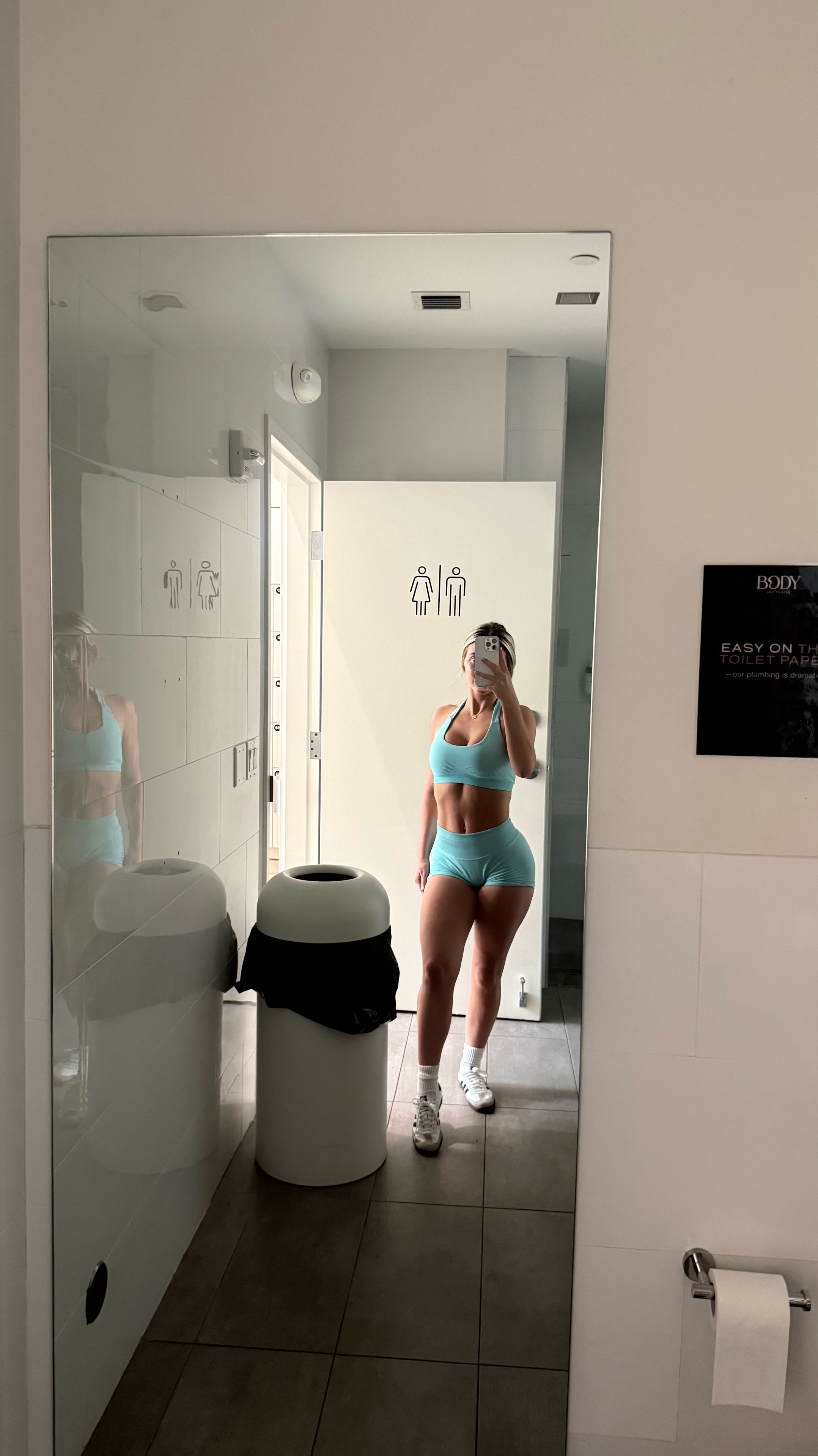 @hannahstraub_