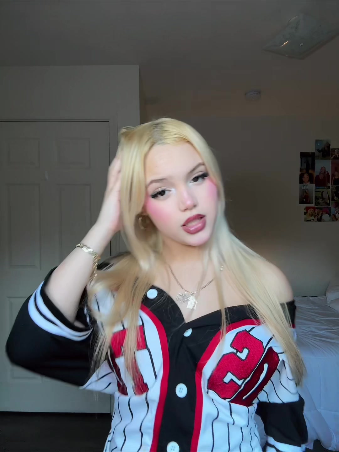 @𝐋𝐈𝐙𝐙𝐈𝐄