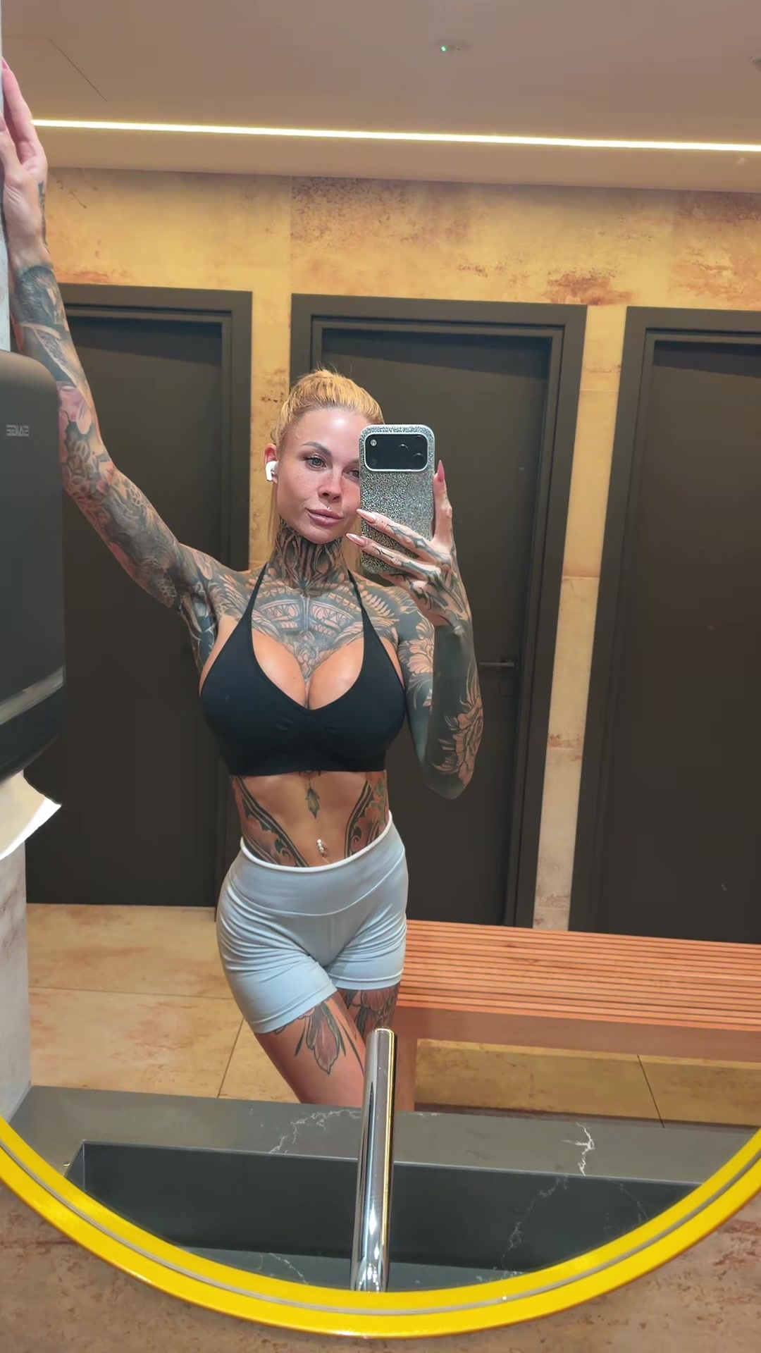 @lina__melon