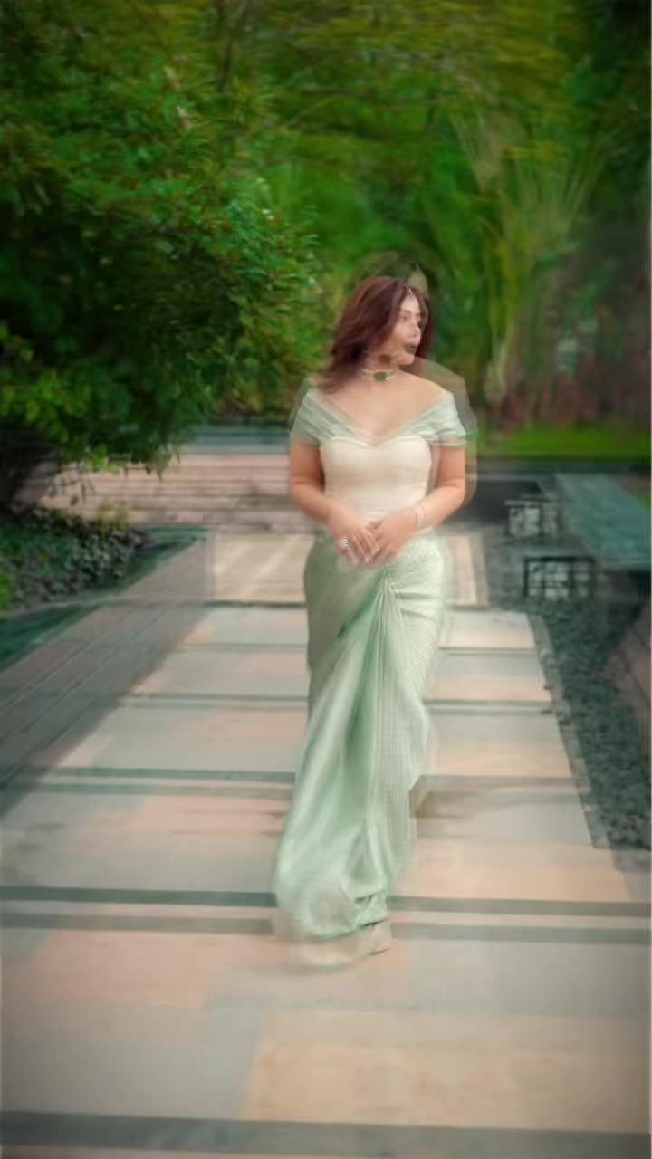 @Hina Khan 💎