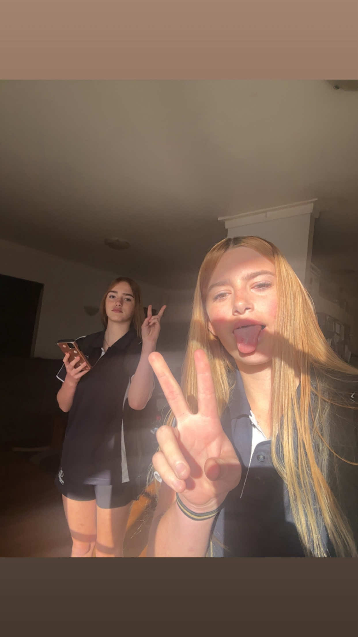 @𝙼𝚒𝚔𝚒 𝚜𝚙𝚊𝚖