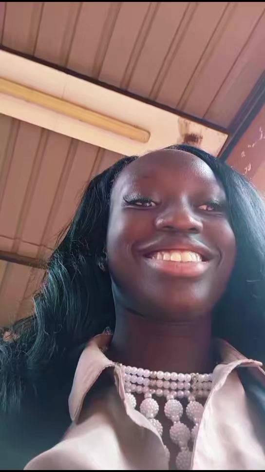 @Pretty 👑 Queen 😍