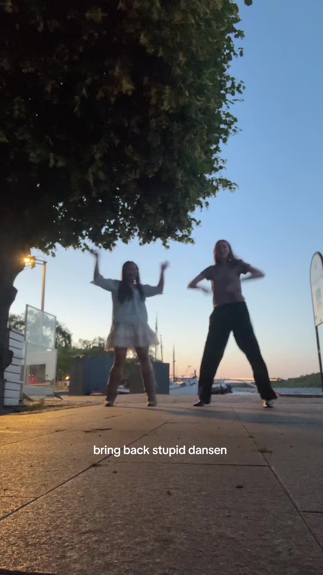 @clara 𝜗𝜚