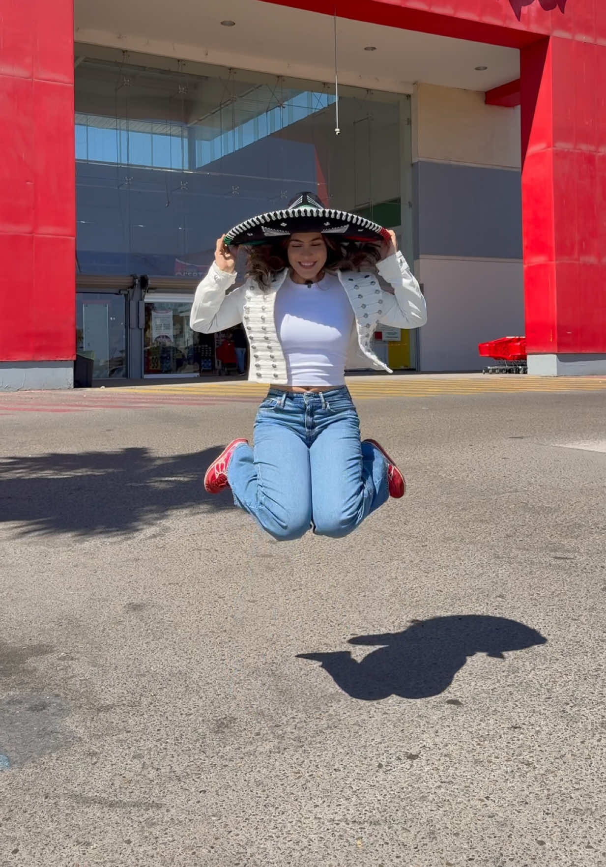 @jazpellegrin