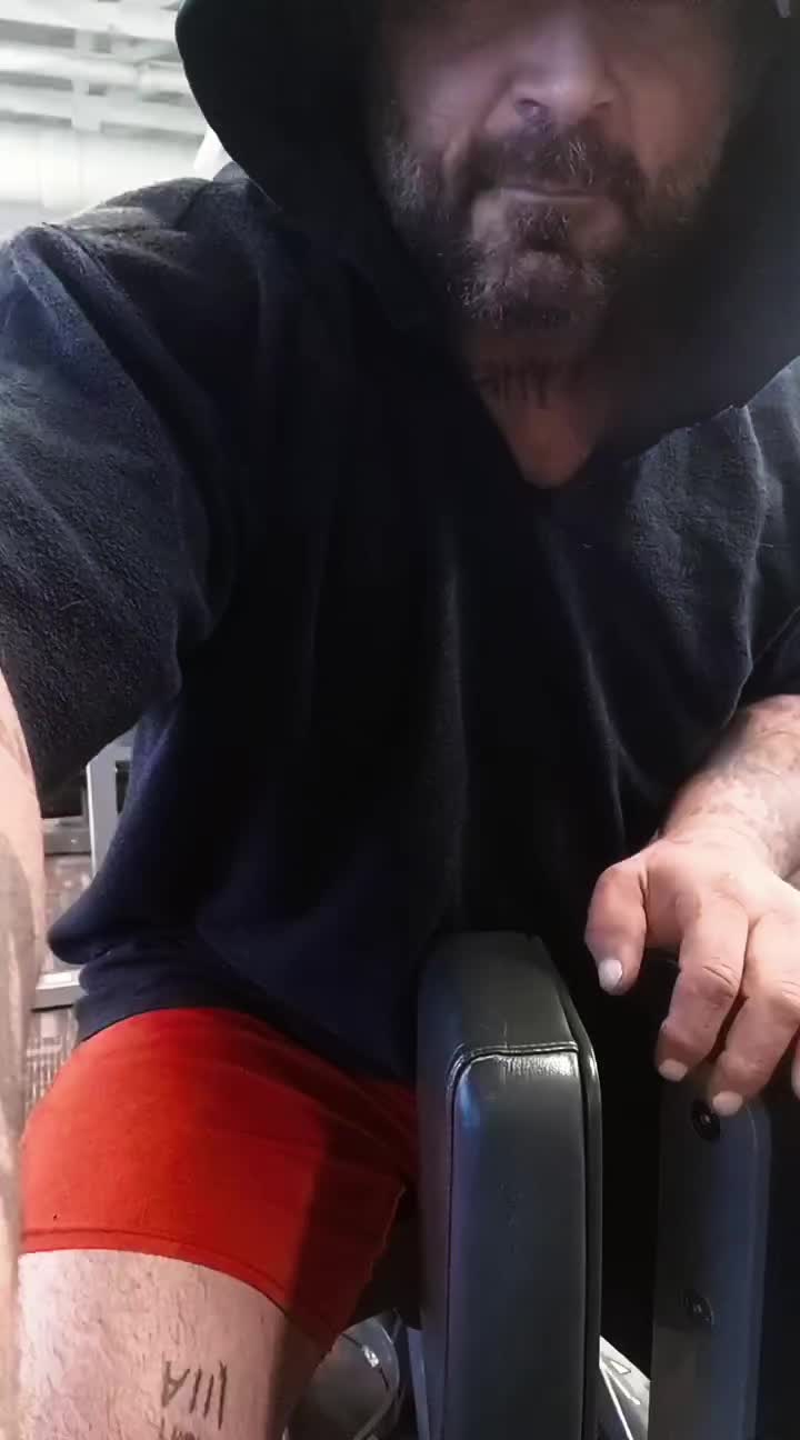 @Flesh_artist_1985