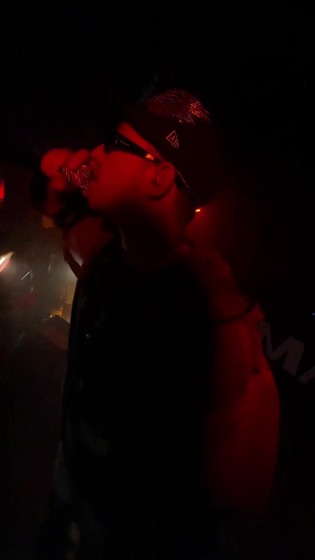 @M//O
