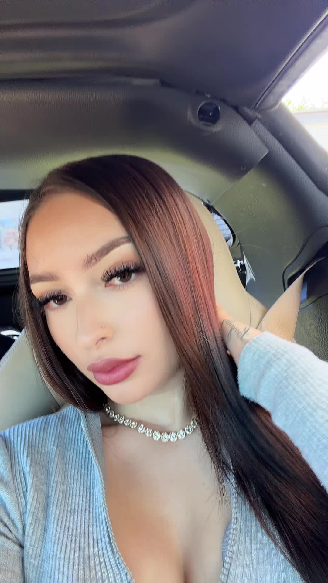 @♛