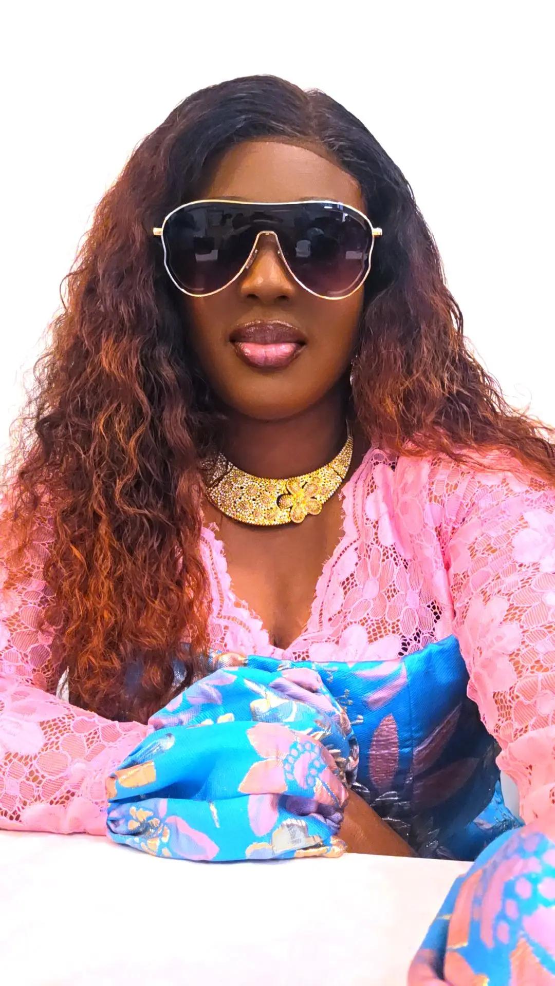 @THETALLBLACKANGEL 🇳🇬🇩🇪