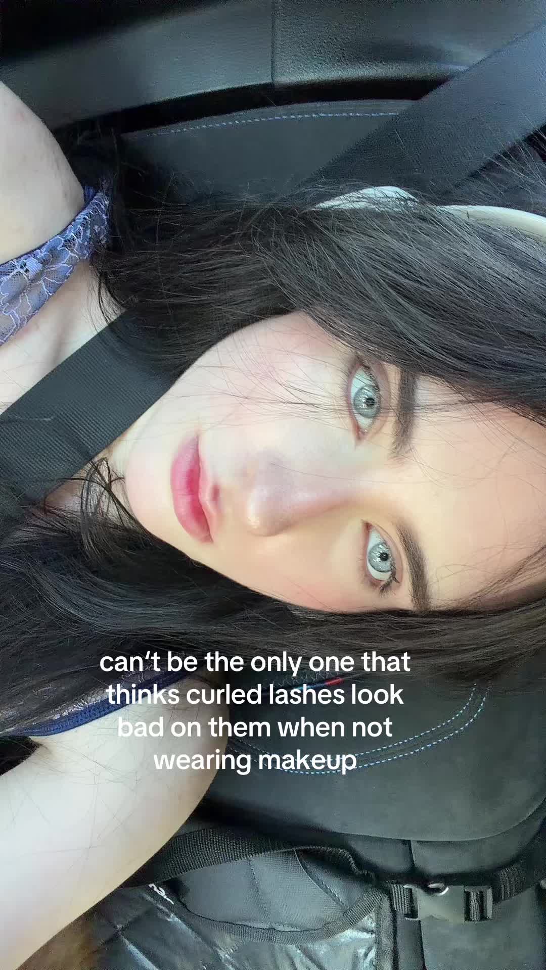 @livingforlola