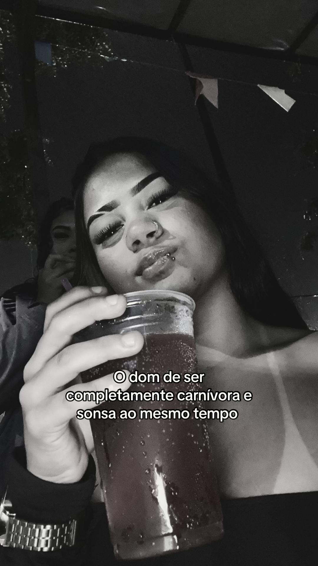 @Faaeellynha🌺