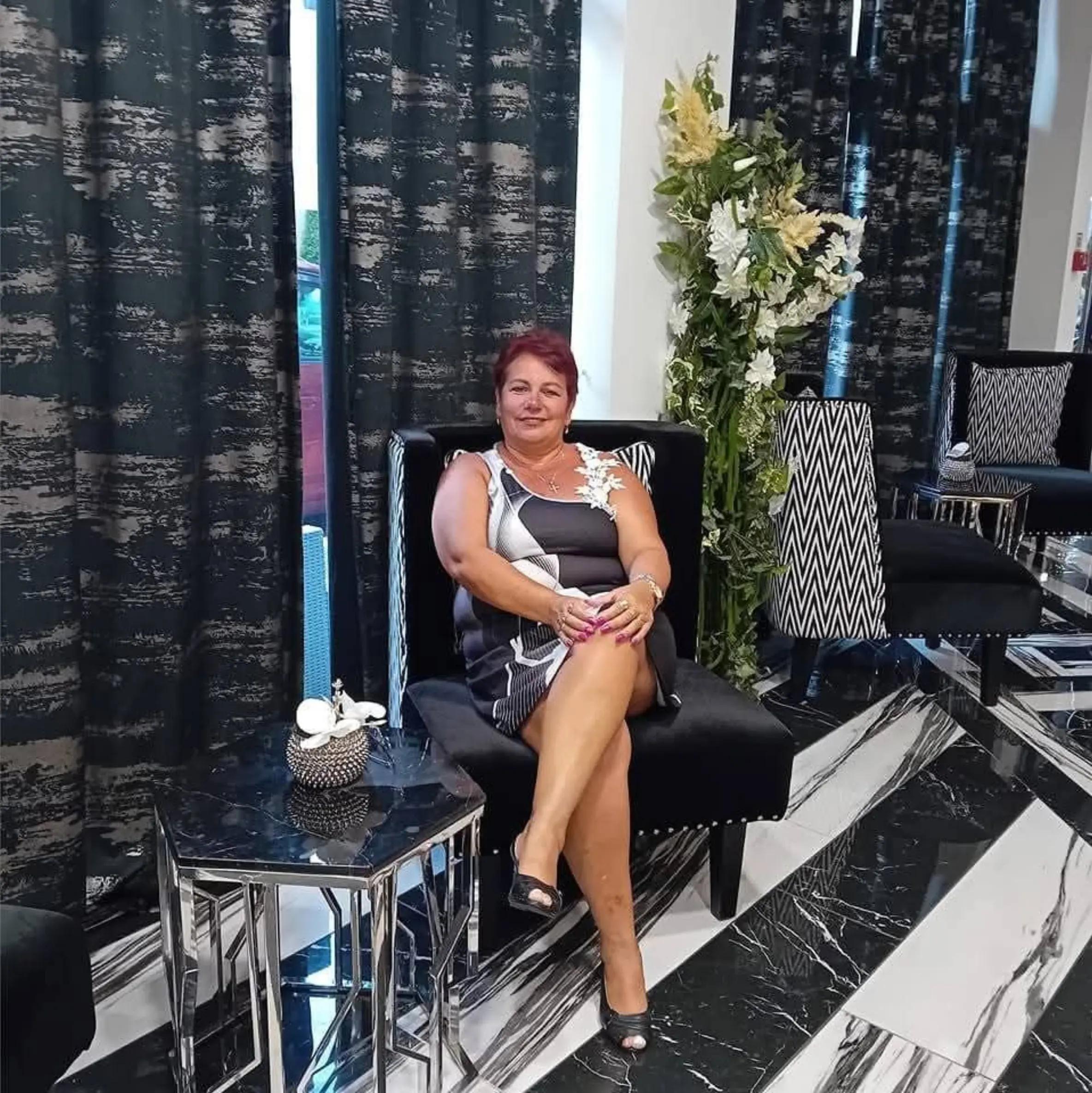 @Camelia Camy661