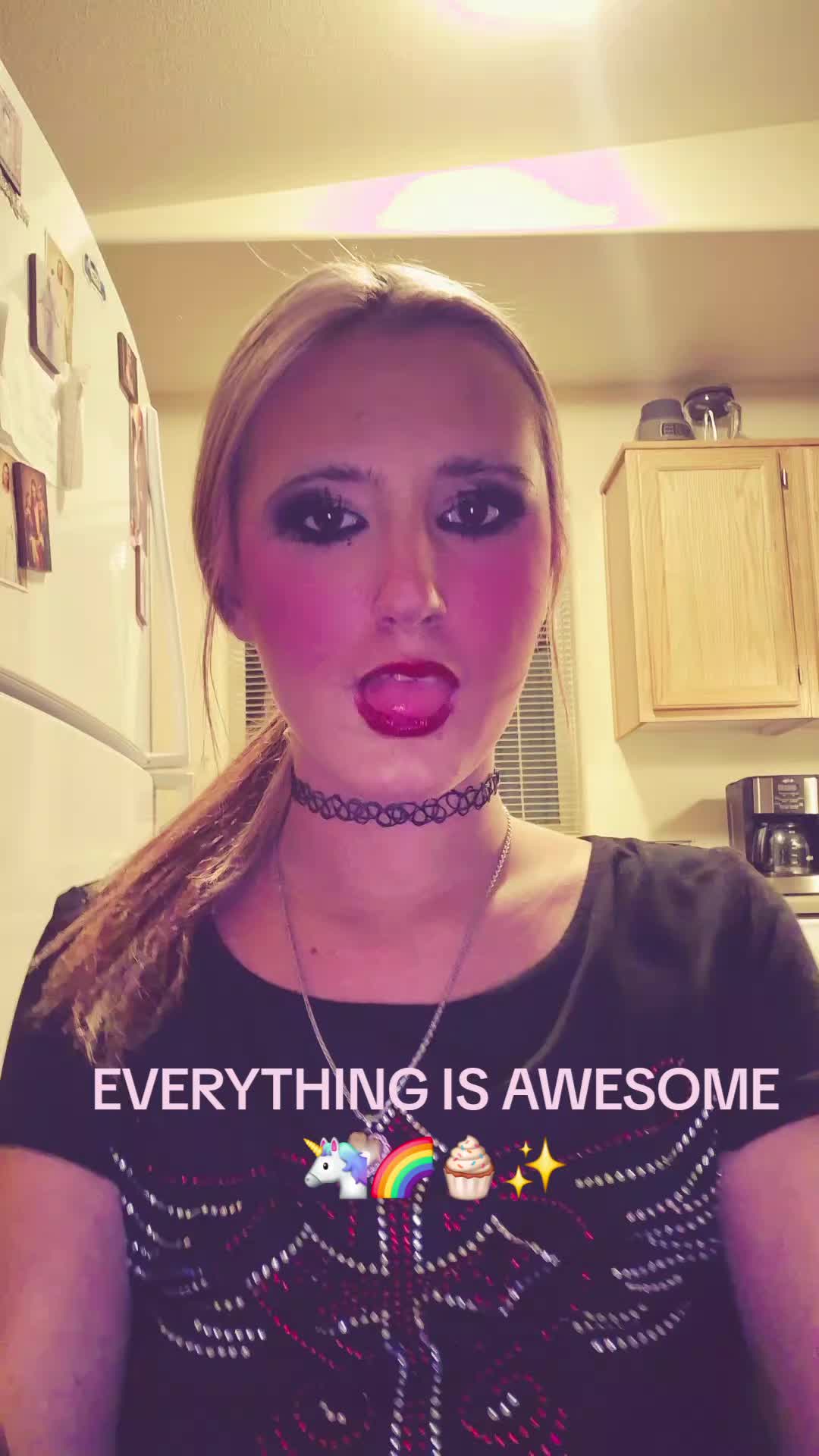@chey 💋🦄🌈🧁🫶🏼💓