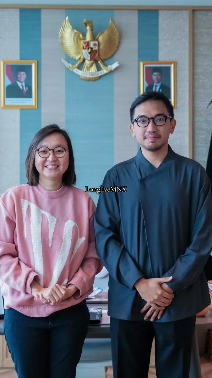 @AYOEK