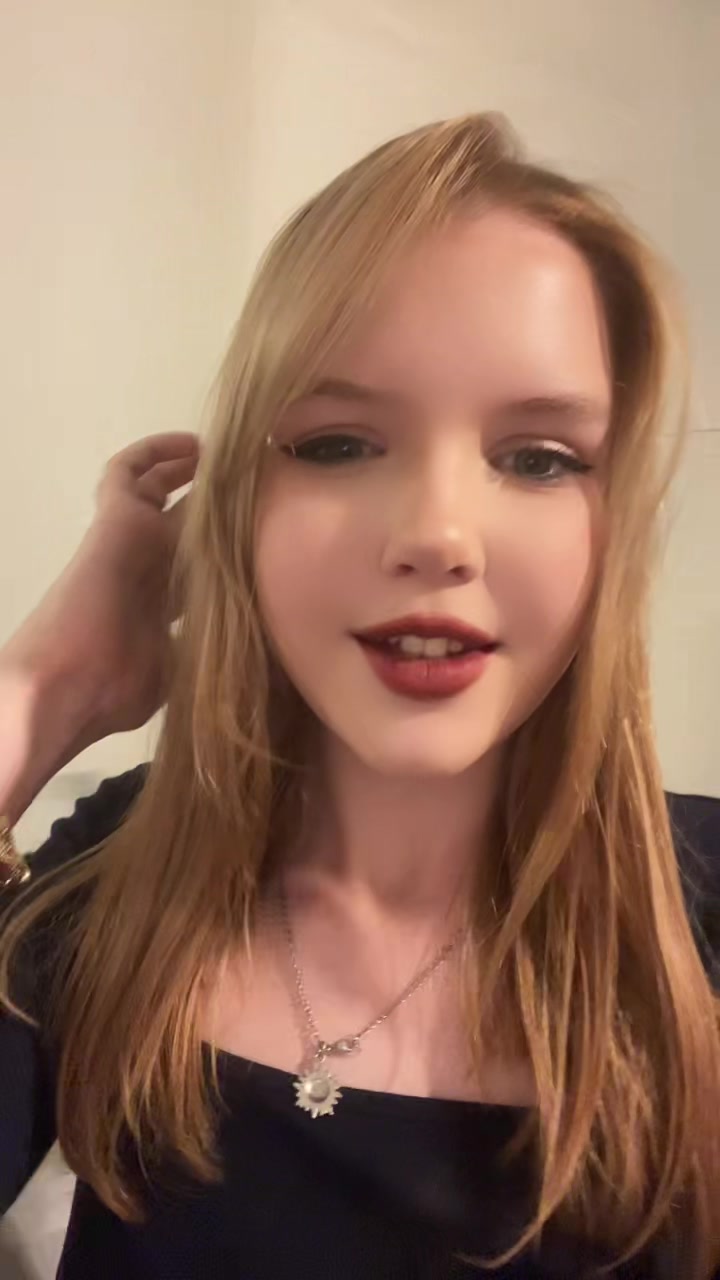@Willowww