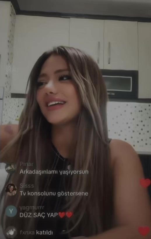@Moonie