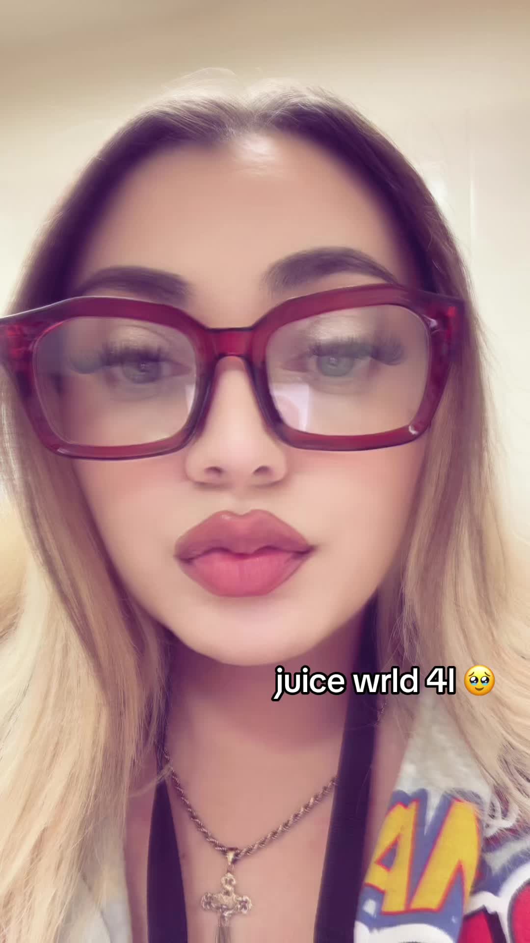 @chichi 𖣂