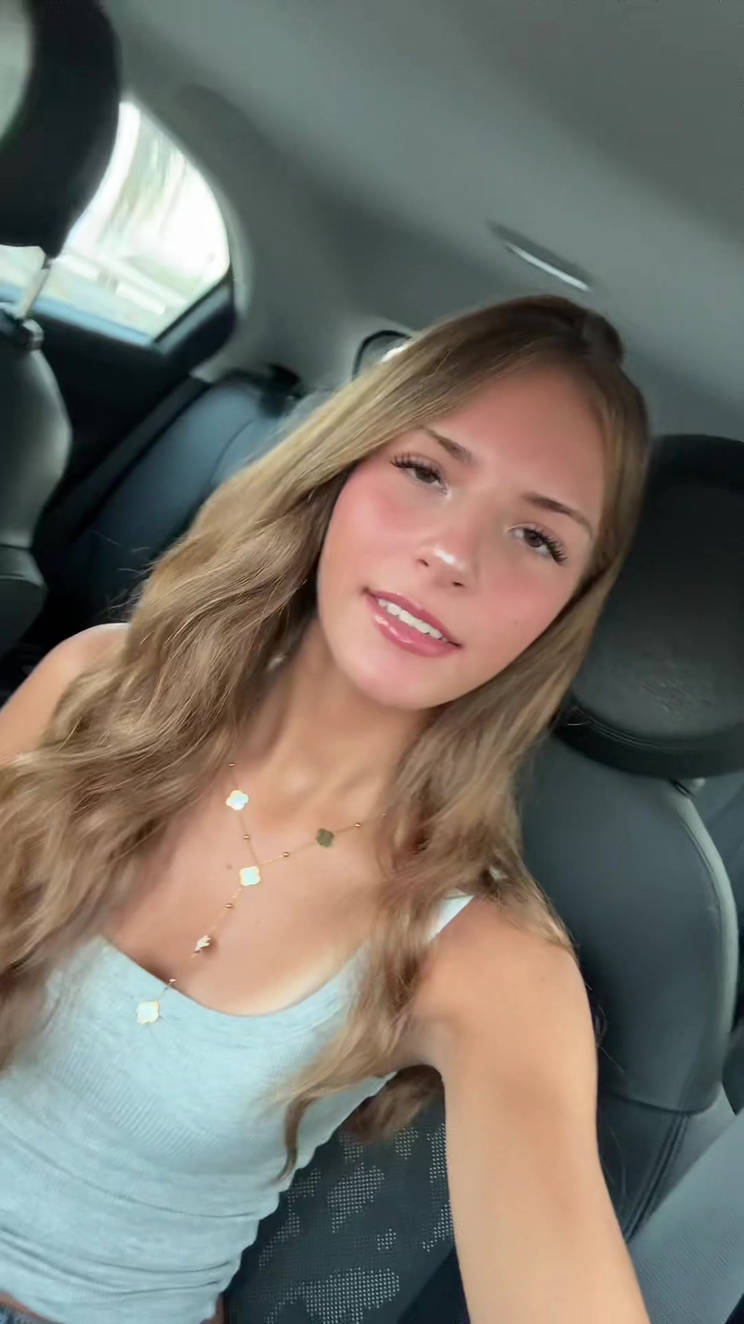 @𝓵𝓮́𝓪🌺