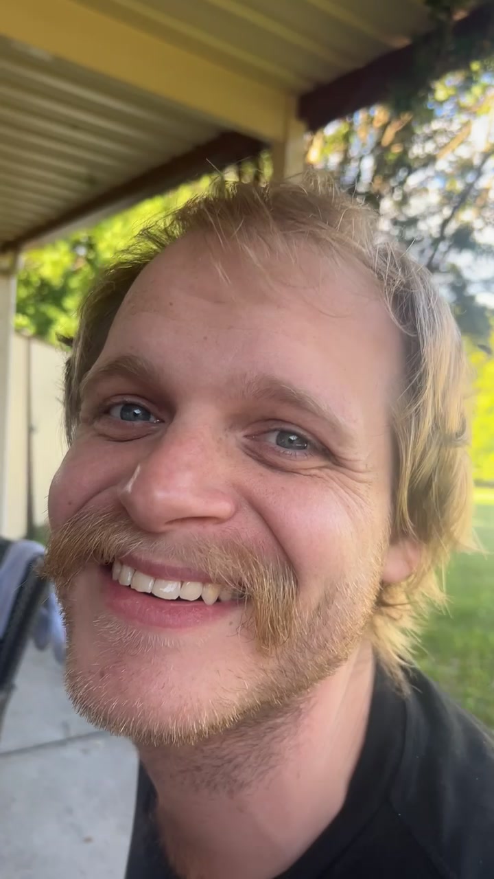 @froggoth_
