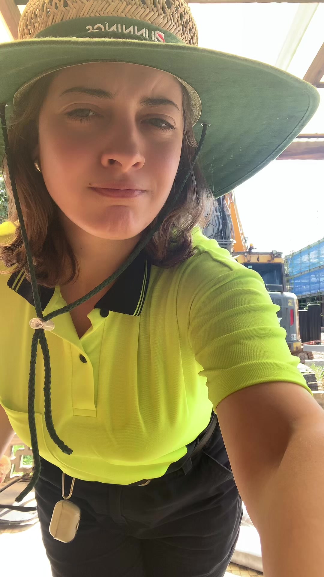 @annahereandthere