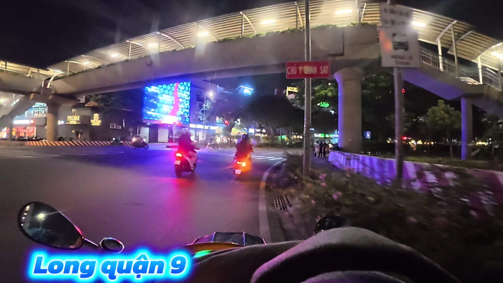 @Long Quận 9