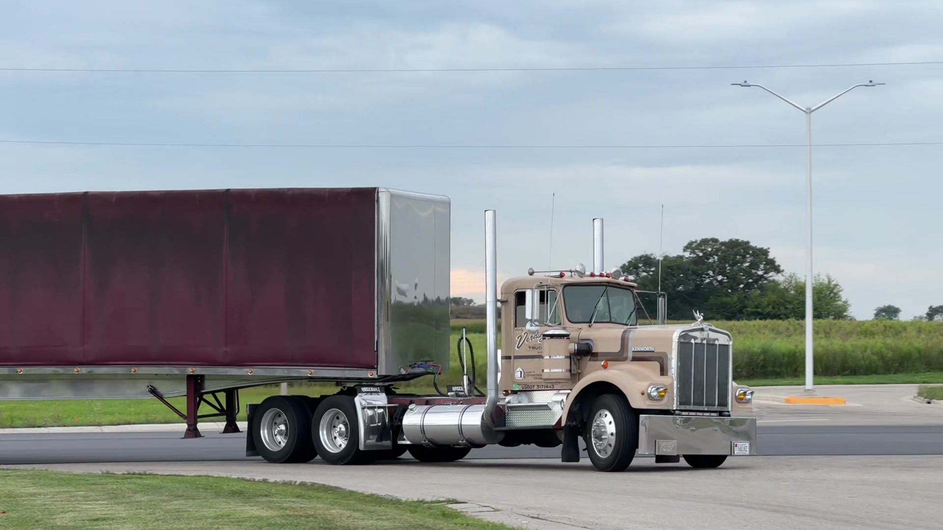 @WiscoBigRigs