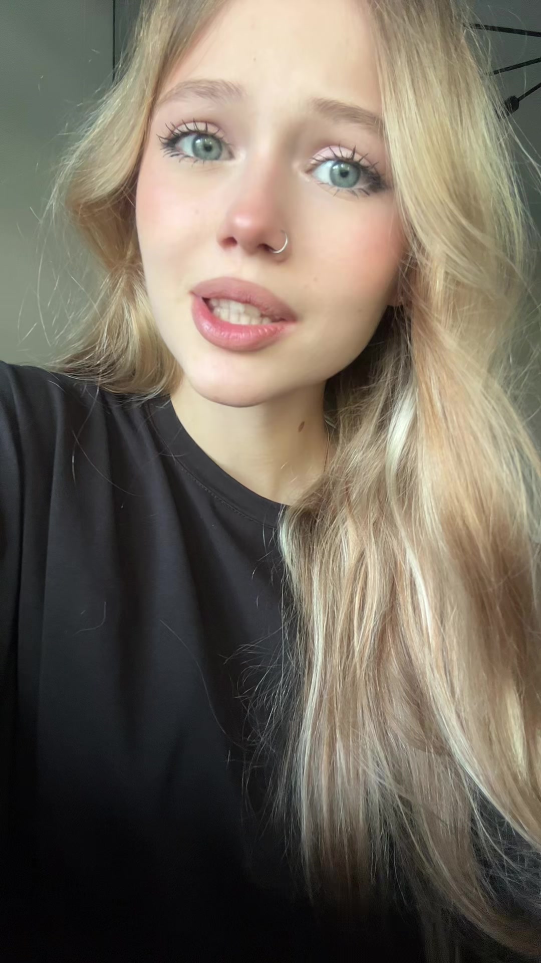 @аришка