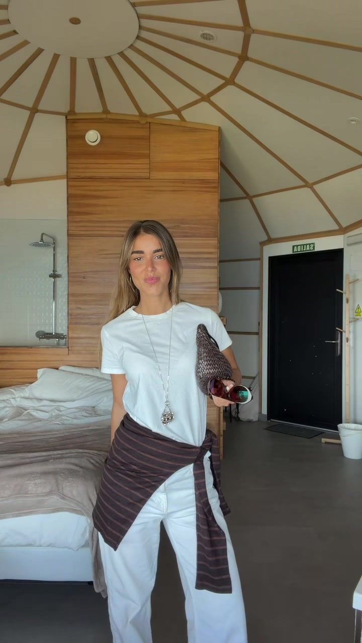 @Alba Riob&oacute;