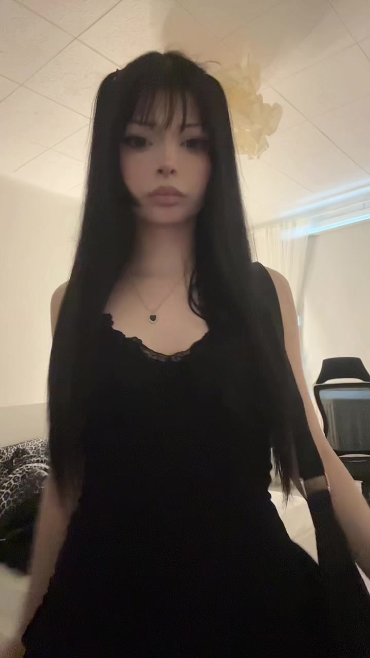 @melikenaz