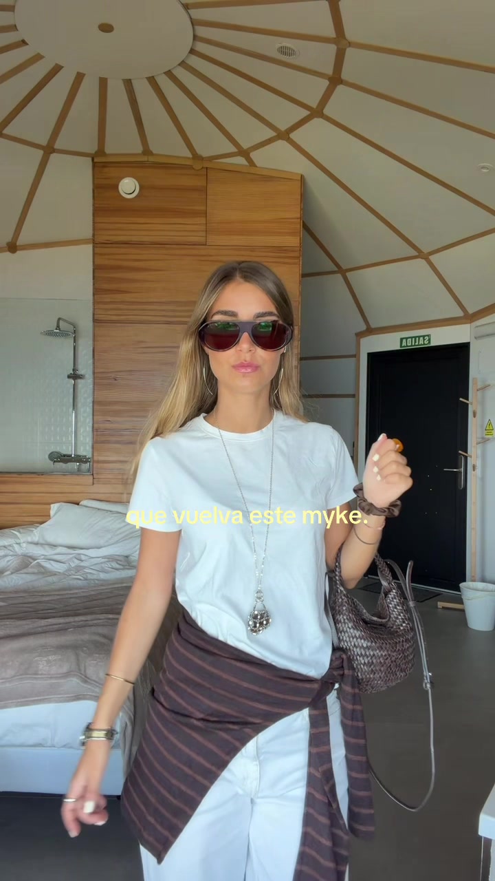 @Alba Riobó