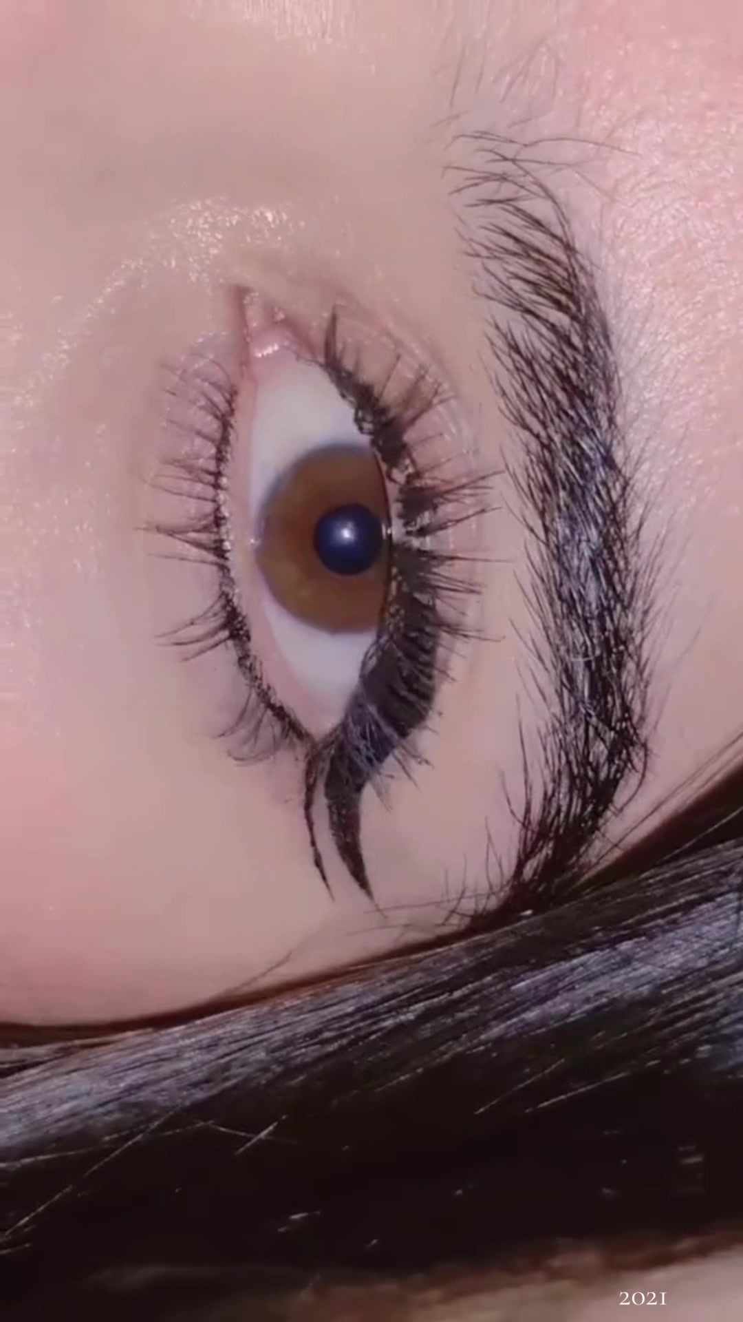 @˚✧ s h e y ◡̈ ˚✧👁️