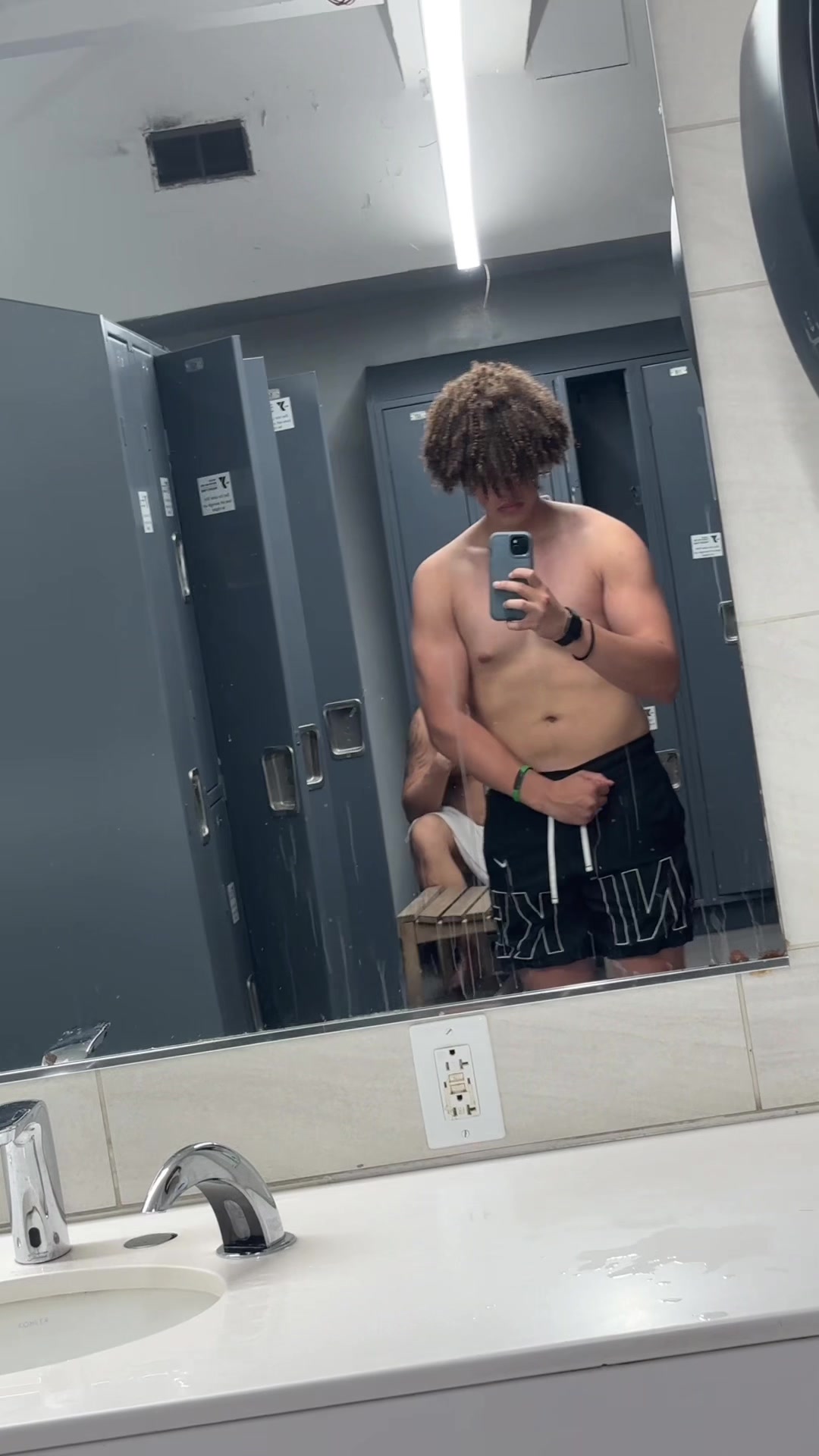 @Arlo_lifts