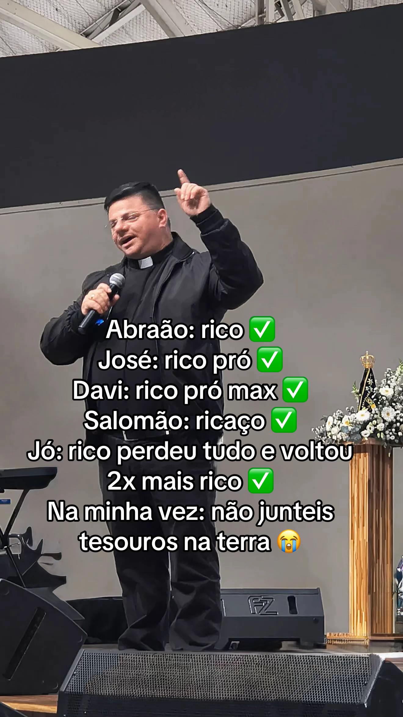 @Padre Josileudo Queiroz