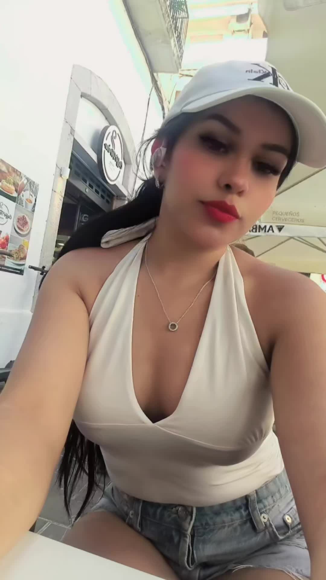 @Mi bebecita🙊😍🙈😂