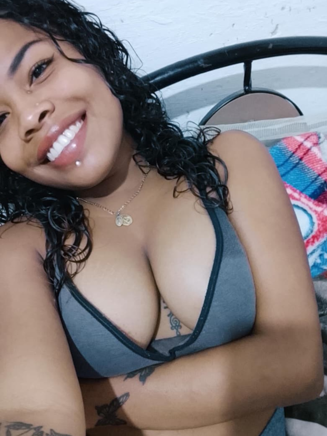 @Valen_campo27💜