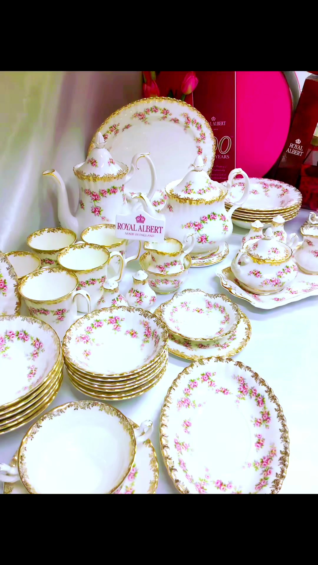 @Royal Albert collection