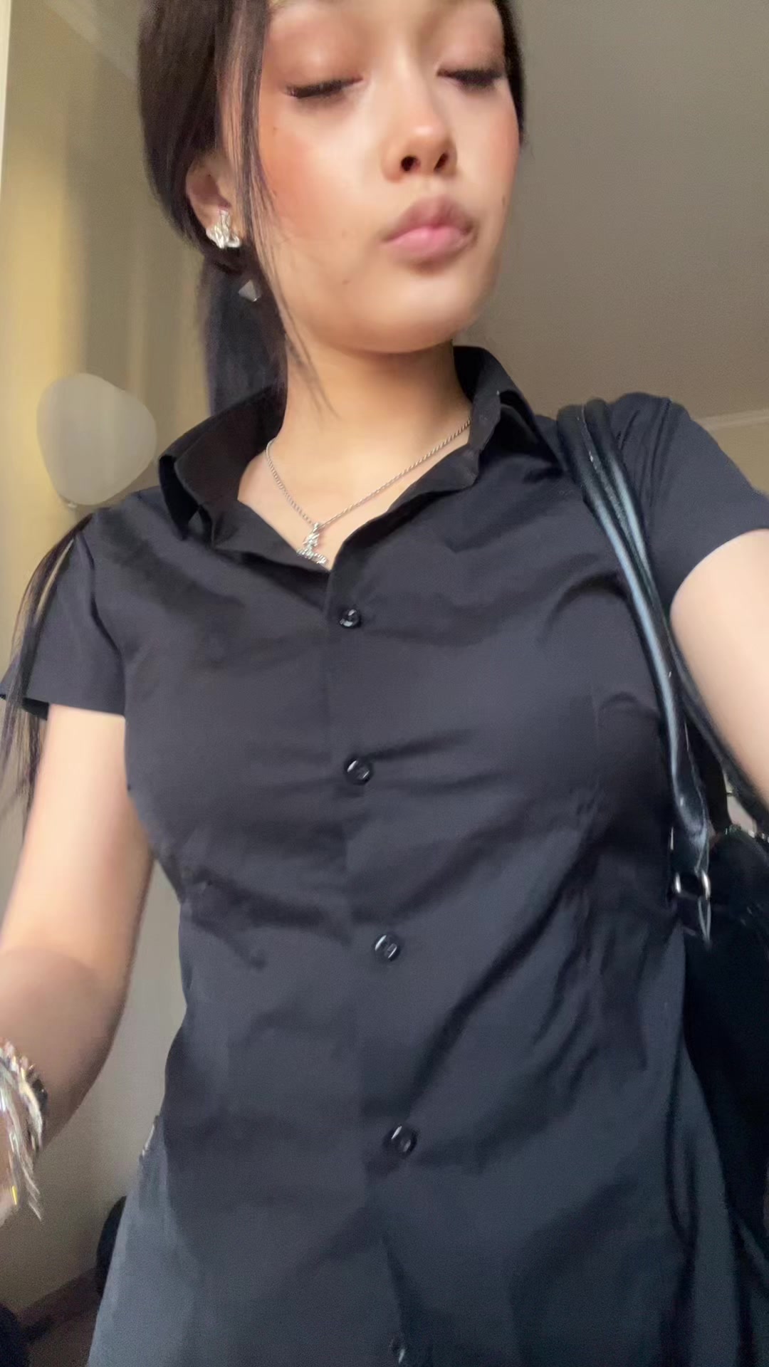 @тгк: Anish🤫