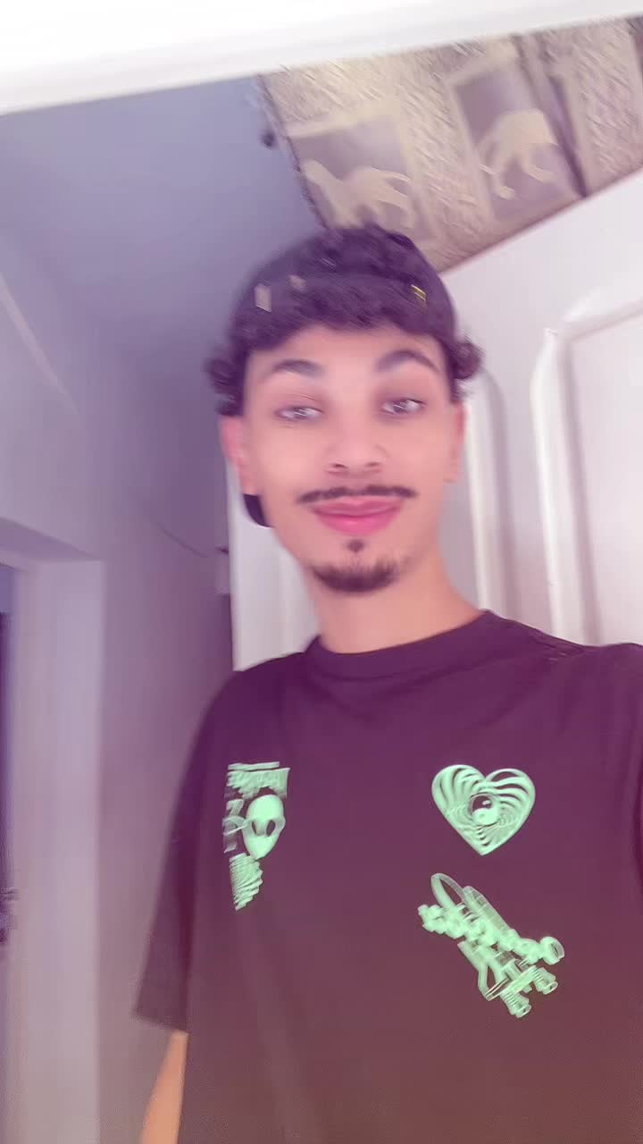 @Omar♎️