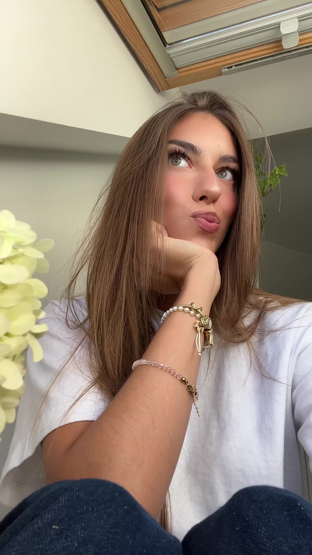 @carolaj_naa