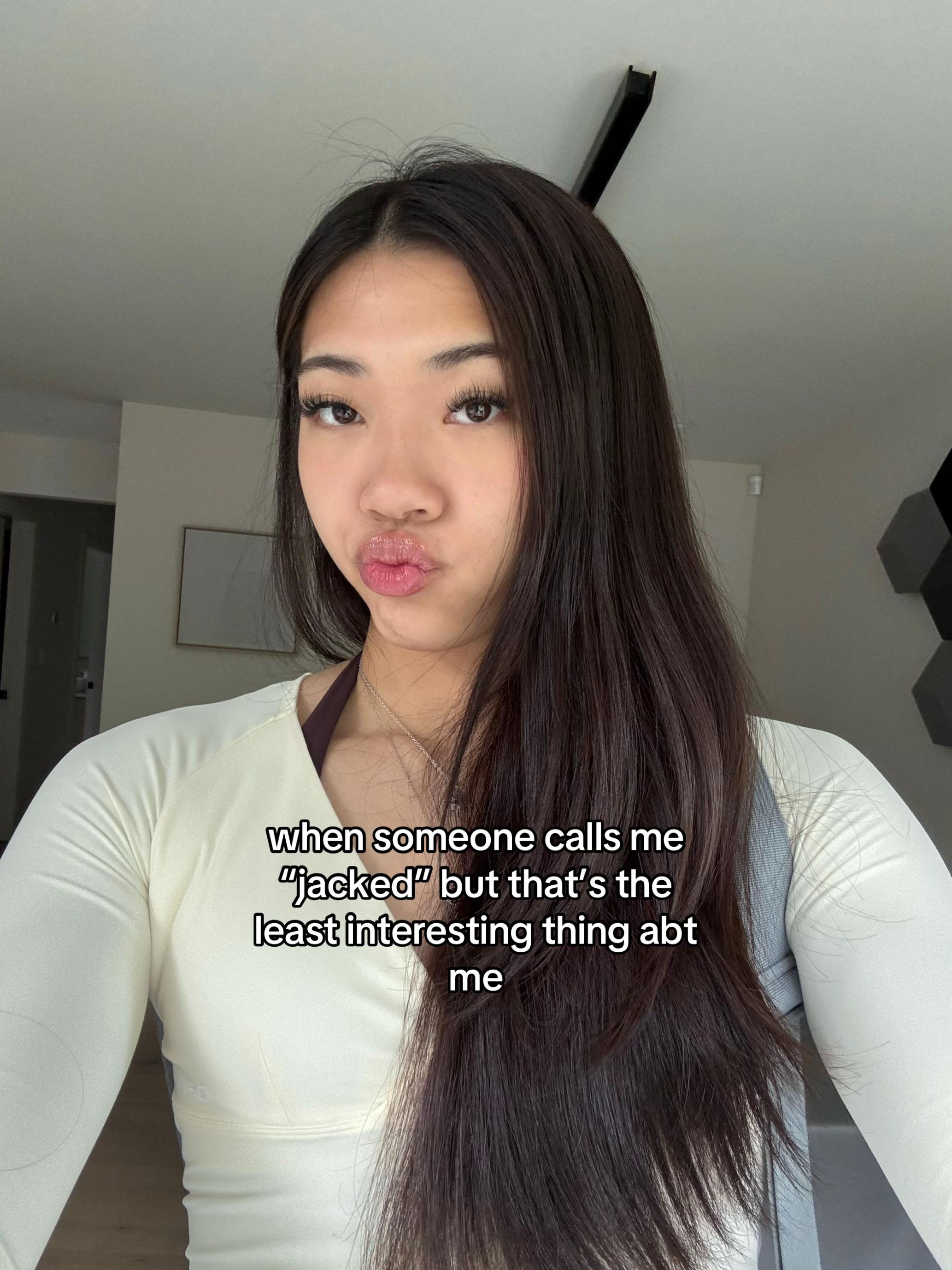 @raechelklifts