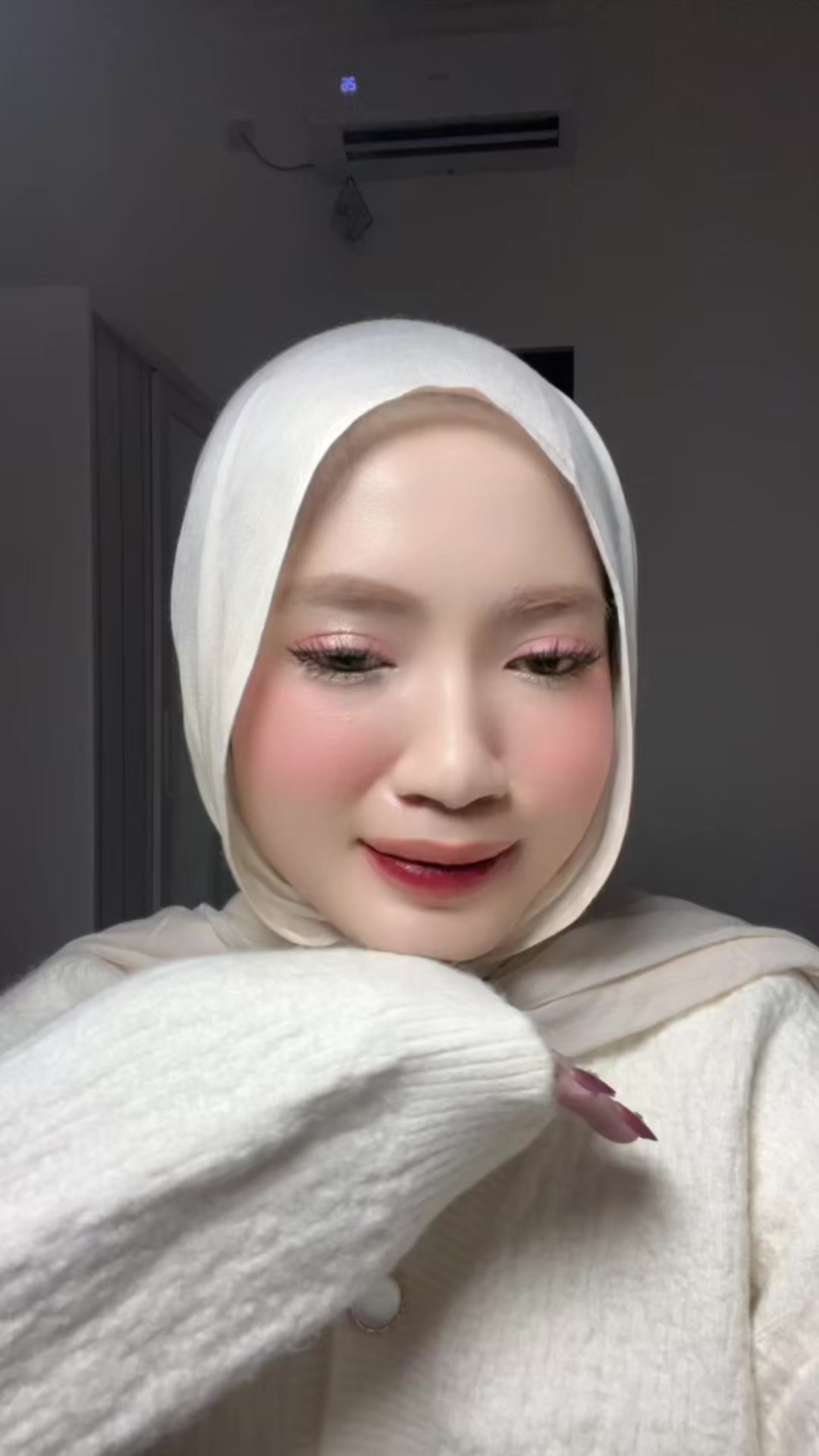 @alivaacantiik