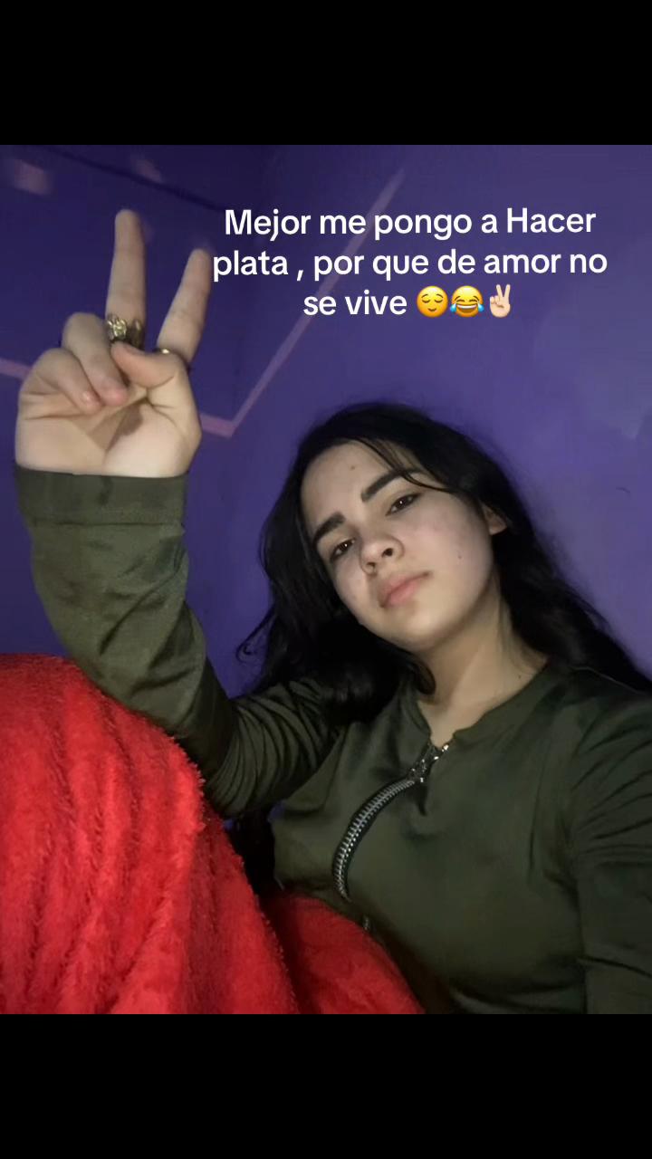 @_ana_vs_