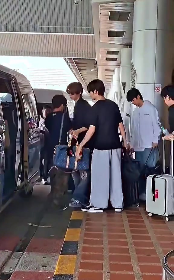 @너가행복하면 나도 좋아(날자나무)
