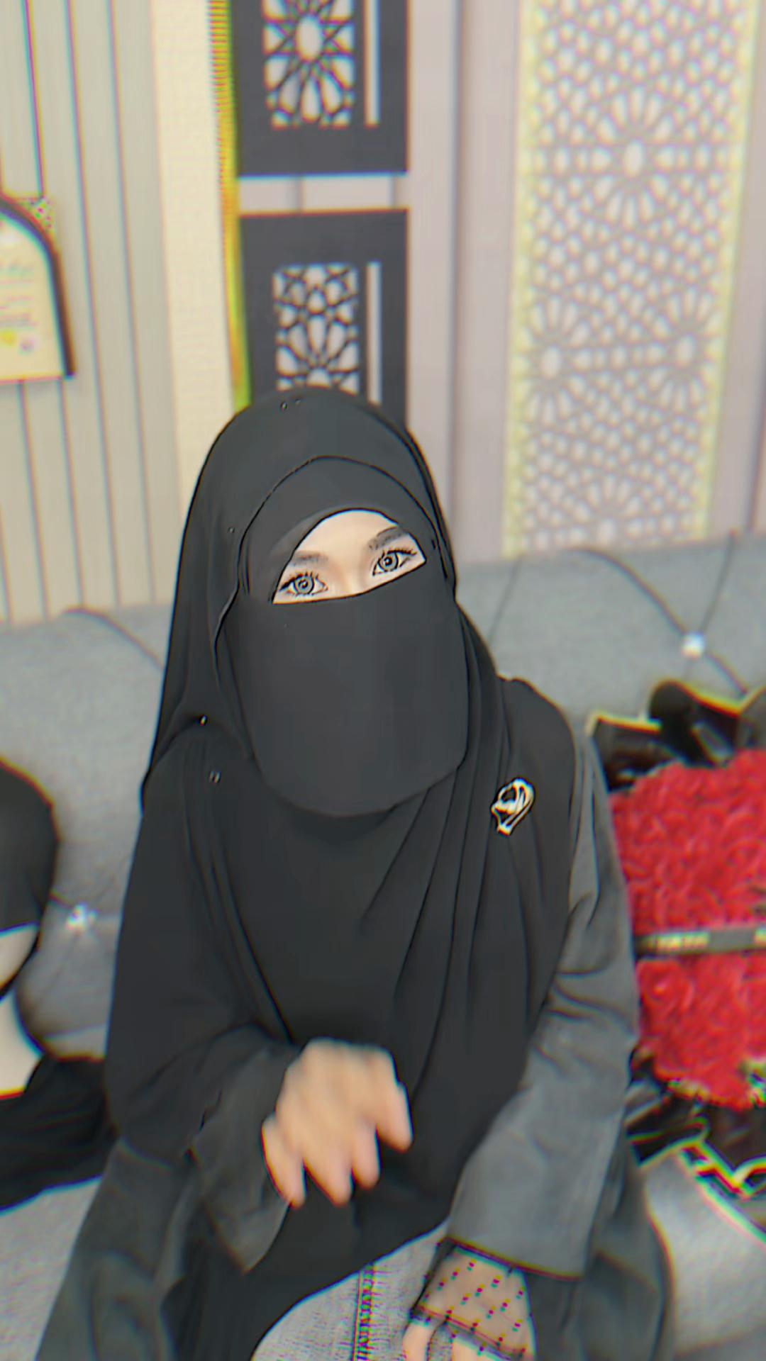 @Ainy_Ratuganu