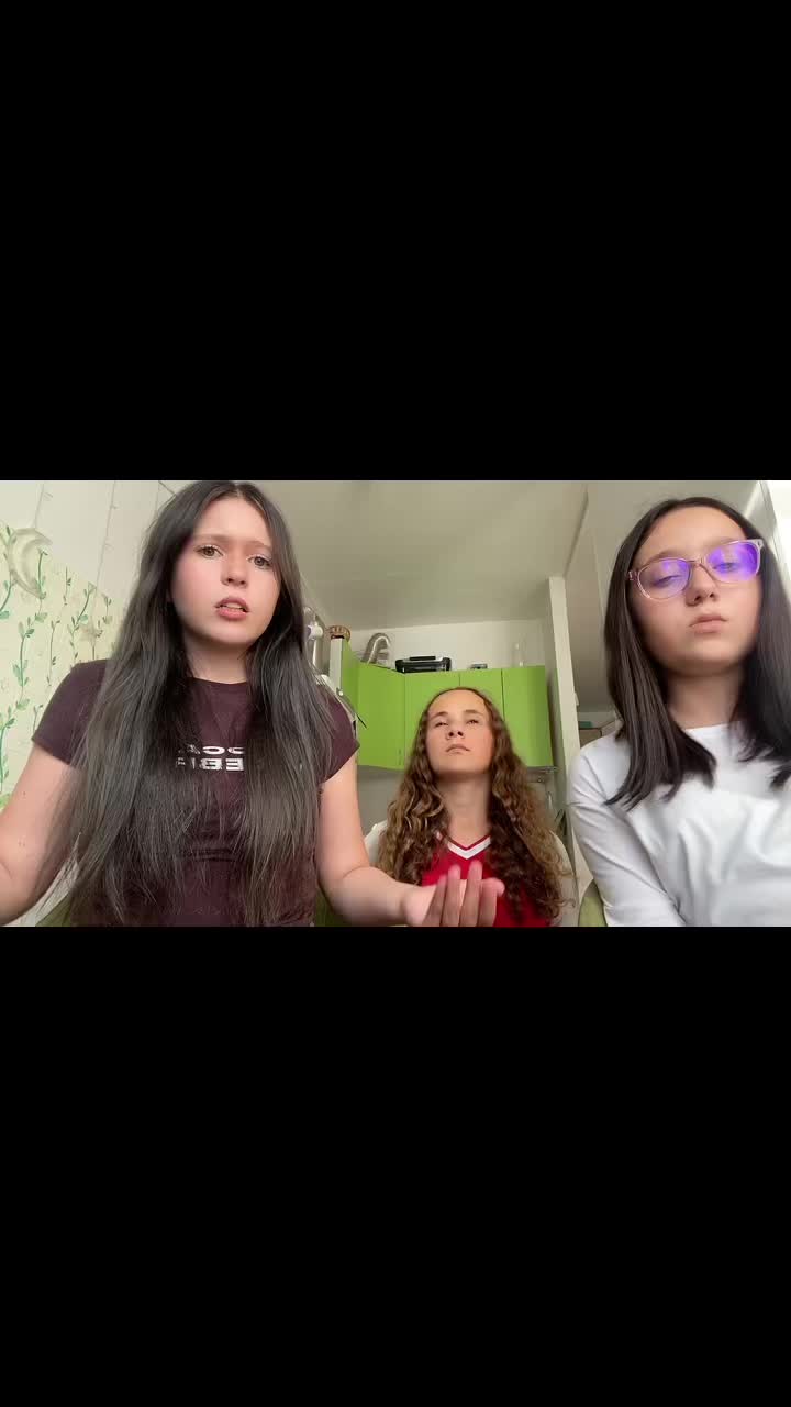 @kakriew